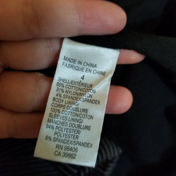 Theory coat in Excellent Used Condition. Size 4. - Picture 5 of 7